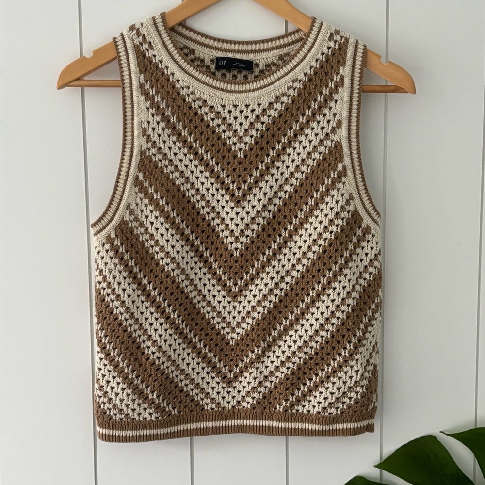 GAP Brown and Cream Knit Chevron Sweater Vest